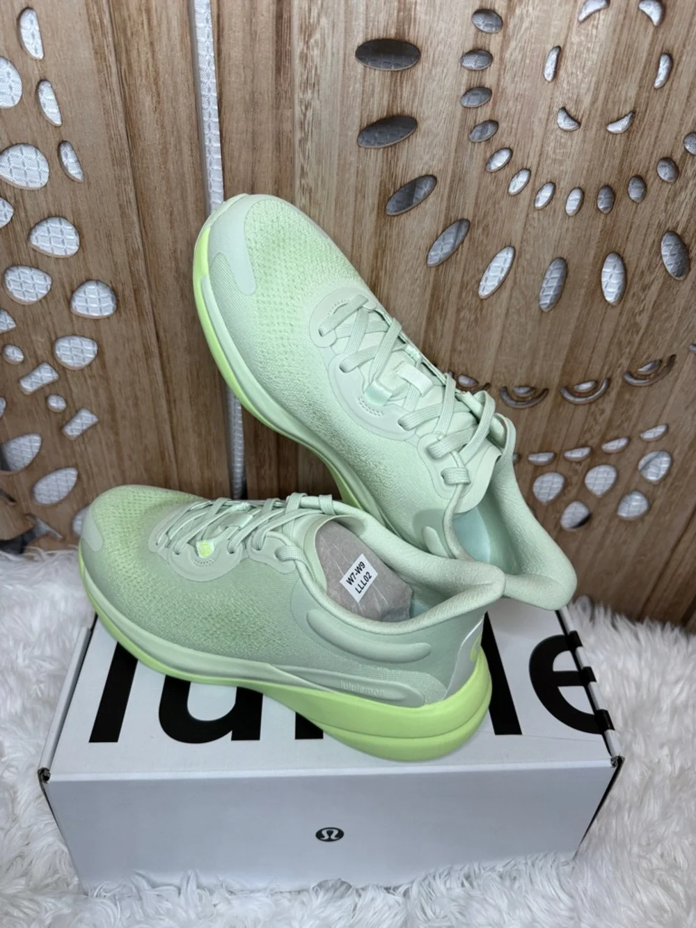 lululemon Chargfeel workout low 2 athletica Light Mint Green Women's Trainers - Picture 6 of 13